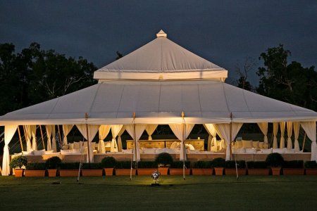 خيام وبيوت شعر الرياض